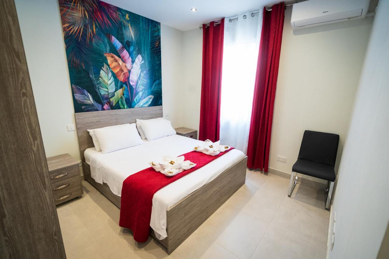 Red Rose Apartment Marsalforn Exterior photo